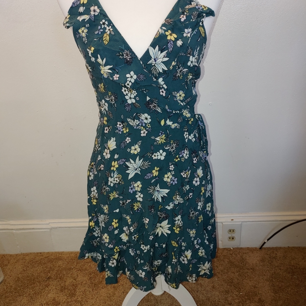 Mossimo size small green floral dress